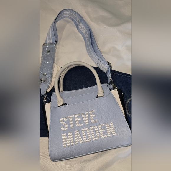 Steve Madden Light Blue Handbag with White Accents - Picture 5 of 6